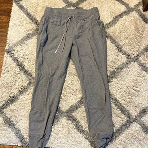 Lululemon Gray Scuba Sweatpants Size 8